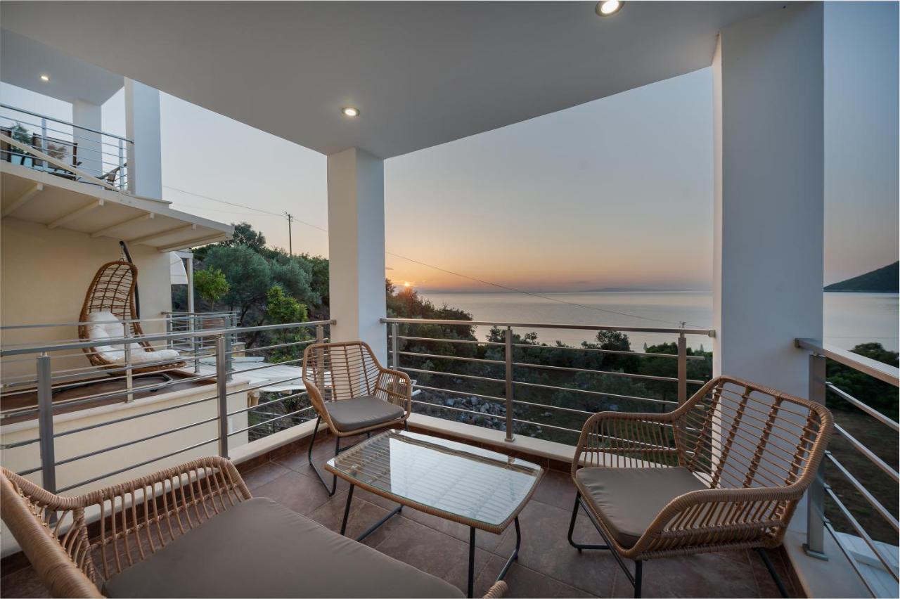 Nikole'S Villas Luxury 180M2 Tirós 외부 사진