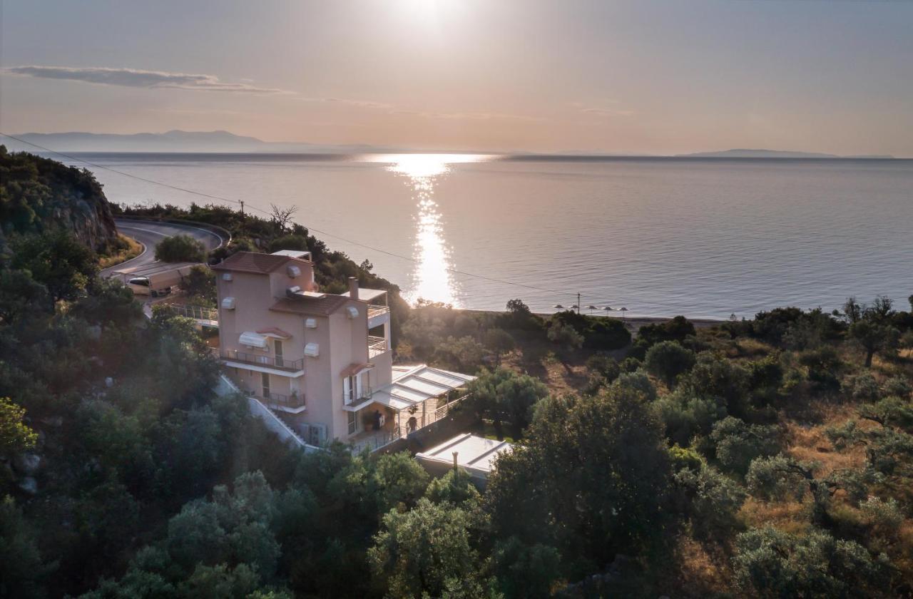 Nikole'S Villas Luxury 180M2 Tirós 외부 사진